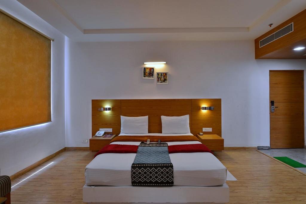 Hotel Jassons Sheesh Mahal Murthal Exterior foto